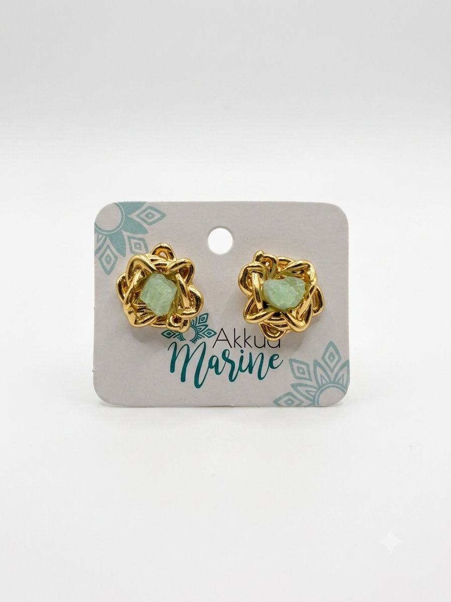 Aretes esmeralda enredada